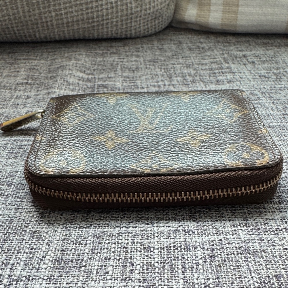 Louis Vuitton Brown and Gold Monogram Small Wallet - Picture 7 of 9